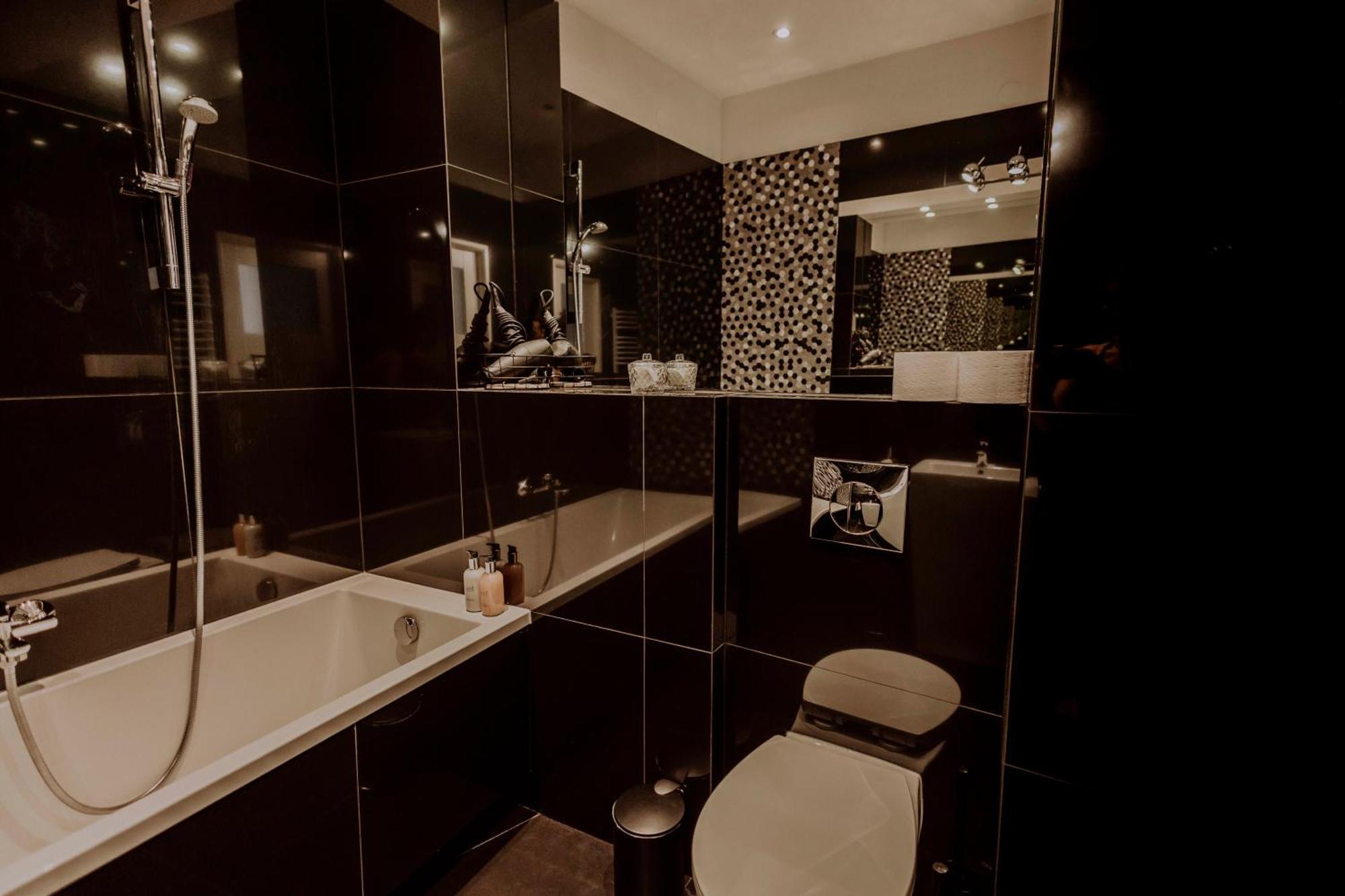 Golden Pearl - Main Square, 100 Sqm, 4 Rooms Krakow Exterior photo